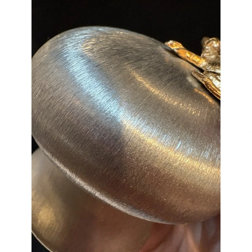Vintage Napier Brushed Silver Tone Mushroom Toadstool Coin Bank Frog top